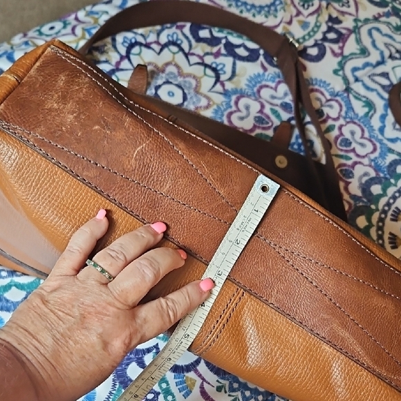 Fossil Brown Leather Messenger Bag - Picture 5 of 16